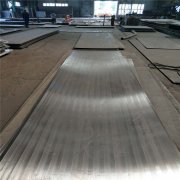 组建起一支兼具专业素养与实践经验的核心团队