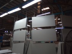 拆除冗余岗亭、破旧标识牌等设施