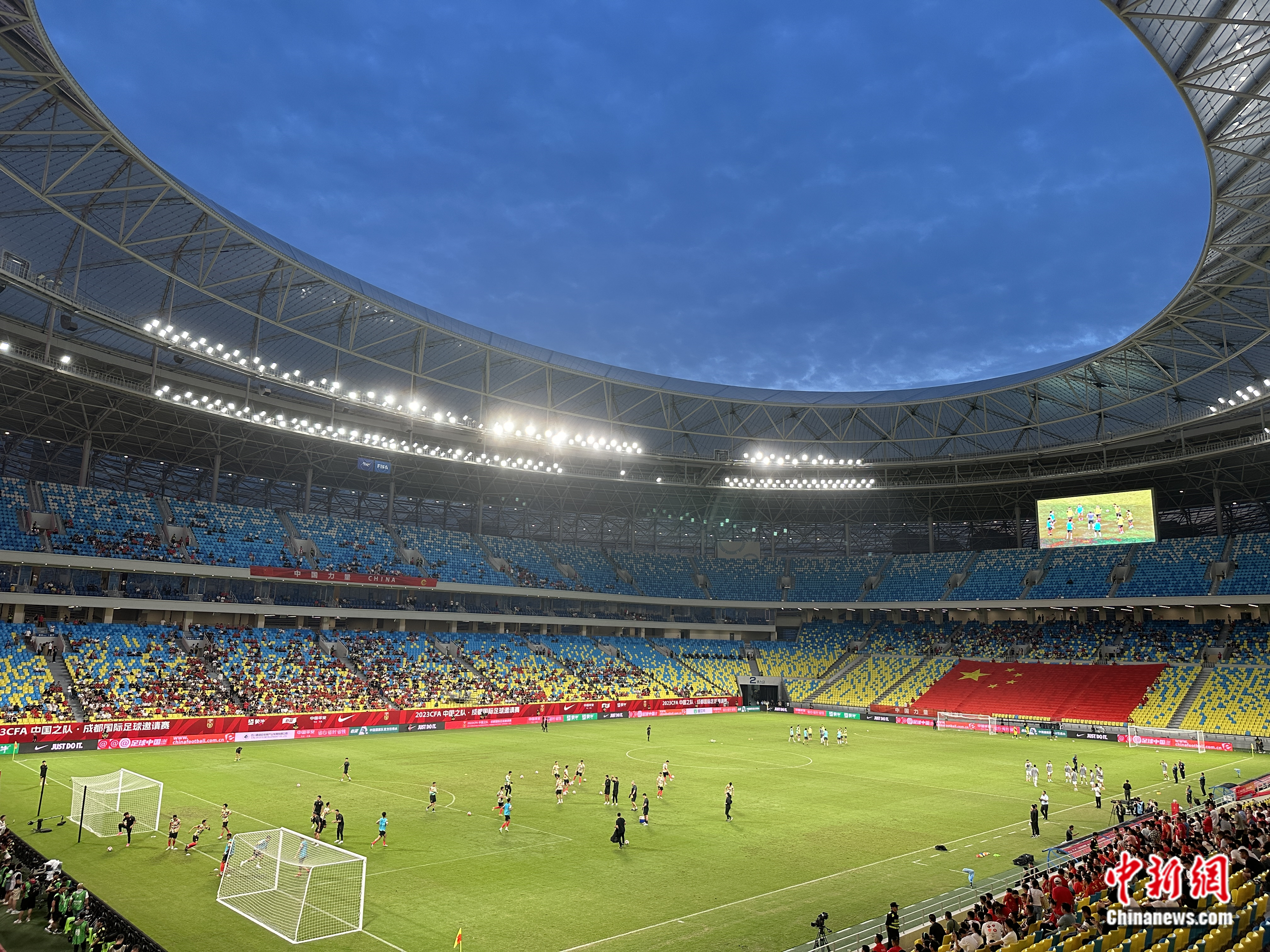 国足冲击世界杯目标遇阻 世预赛晋级成关键考验