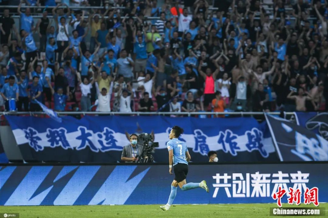 疫情阴影下的回归与王朝更替：34轮鏖战落幕，武