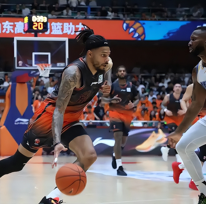 北京北汽力克山东男篮，攻防两端全面压制